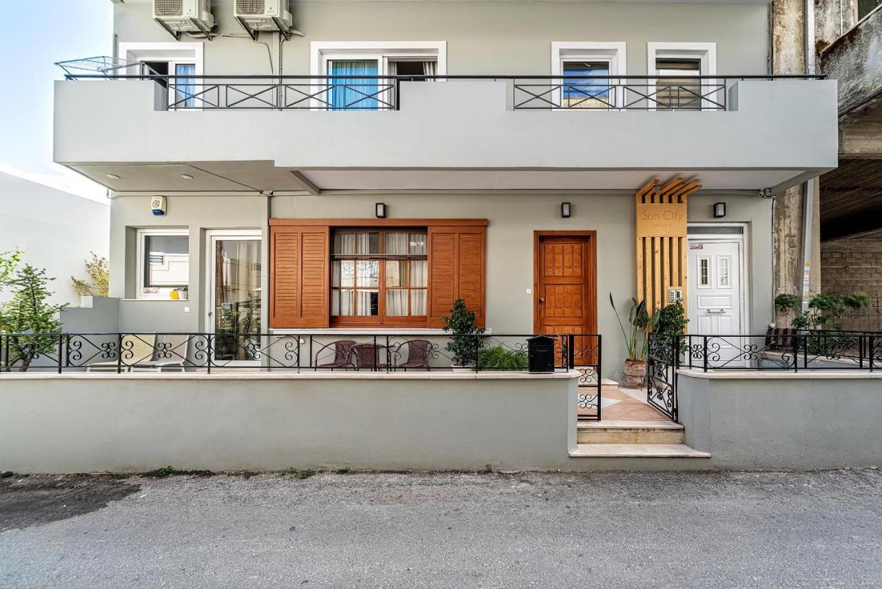 Suncity Apartments イラクリオン エクステリア 写真